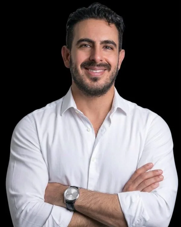 Nombre del mentor, mentor de índices y oro en Legacy Traders