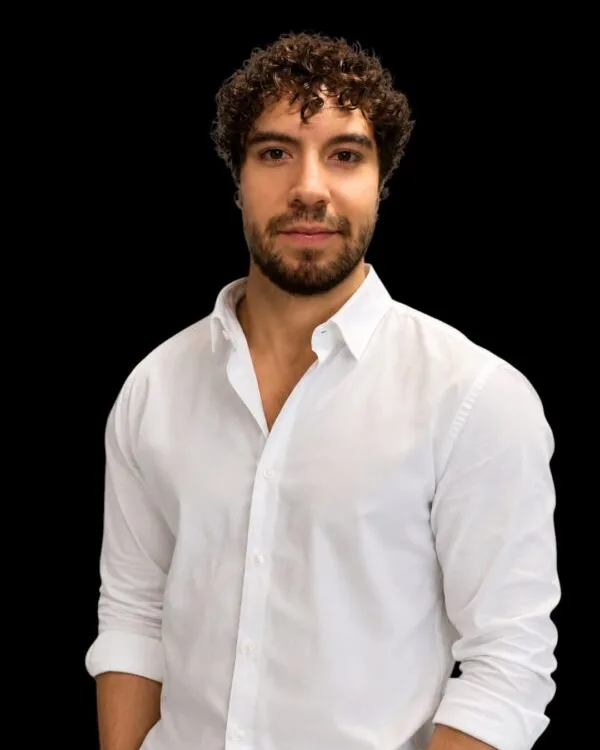 Nombre del mentor, mentor de criptomonedas en Legacy Traders